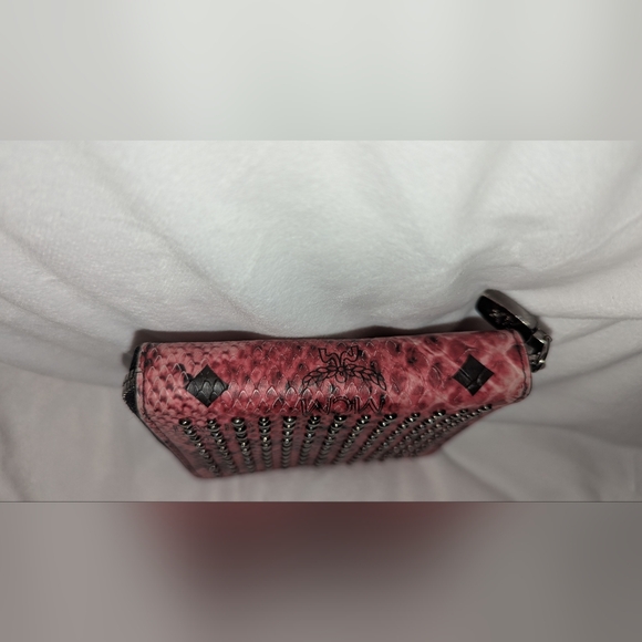 MCM Armour Visetos Studded Python Print Zip Around Small Wallet Red Black VGUC - Picture 5 of 11